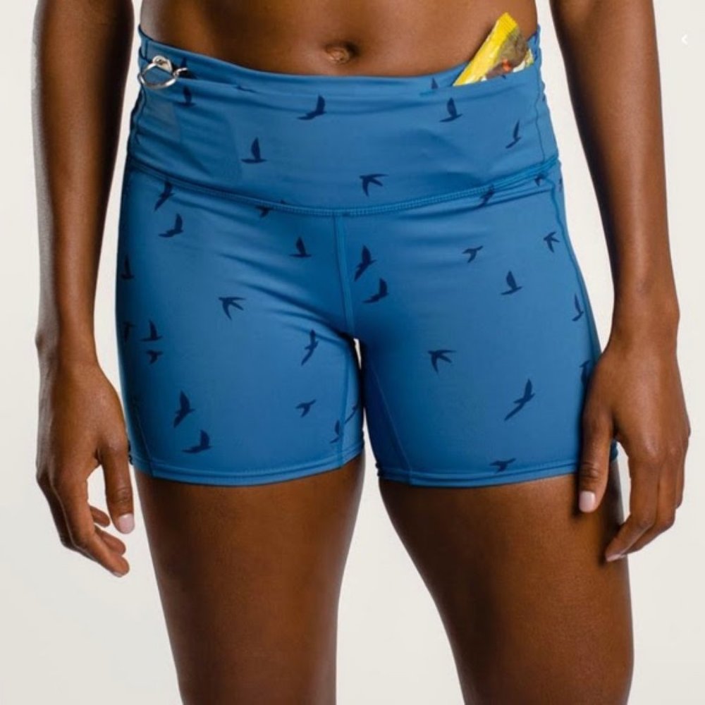 Oiselle O-Mazing Stride Shorts size 8